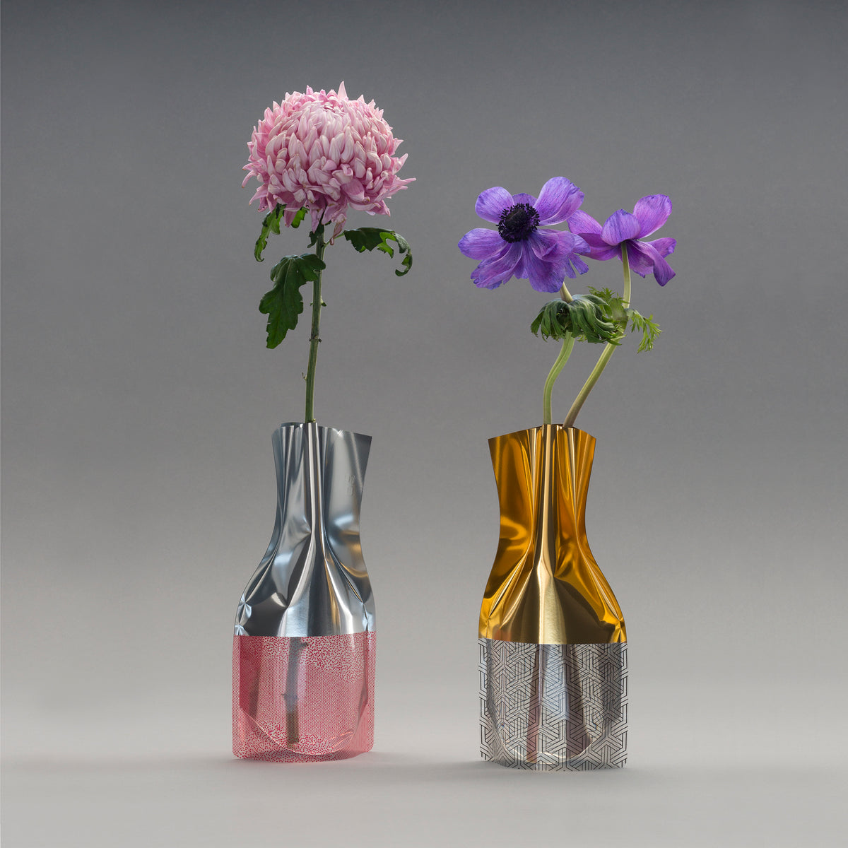 バカラ　ピンクカメオ花紋　花瓶　フラワーベース バカラ ピンクカメオ花紋 花瓶 フラワーベース